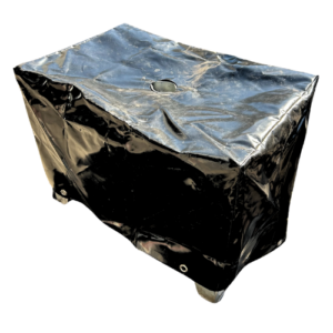 Betonblok met zwarte hoes